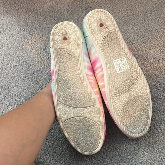 Bobs tie dye shoe. Size 8 - Picture 4 of 4